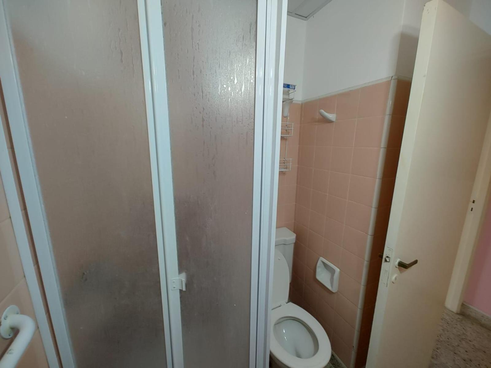 Departamento A Pasos Del Mar. *
